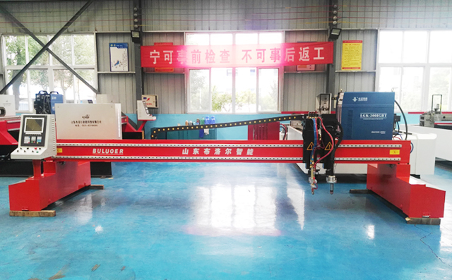 數(shù)控等離子切割機(jī)在鈑金加工行業(yè)的優(yōu)勢有哪些? 數(shù)控等離子切割機(jī)在鈑金加工行業(yè)的優(yōu)勢有哪些?