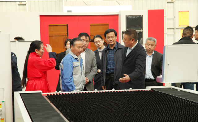 章丘區對外投資與貿易協會在布洛爾智能召開部分企業家座談會 章丘區對外投資與貿易協會在布洛爾智能召開部分企業家座談會