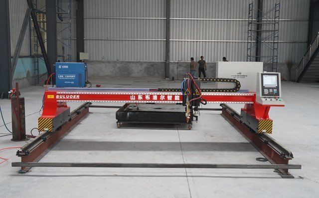 數控等離子火焰切割機 數控等離子火焰切割機