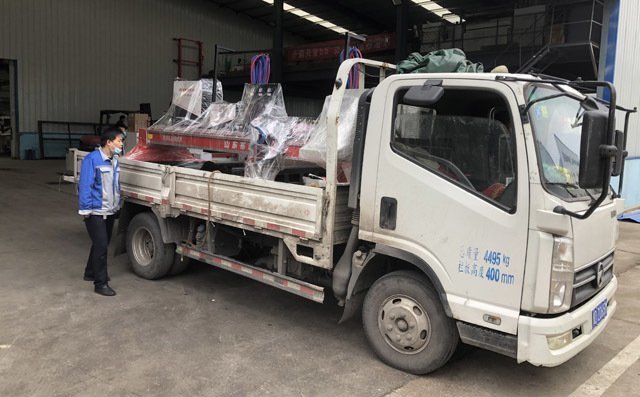 數控等離子切割機發貨 數控等離子切割機發貨